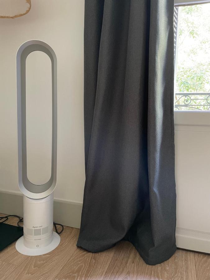 Nimes , Appartement Renove Dans Immeuble Classe. エクステリア 写真